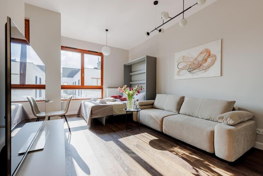 Bright In Mokotow Business Center Appartamento
